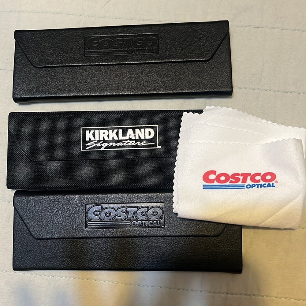 Trifold Costco glasses case set of 3